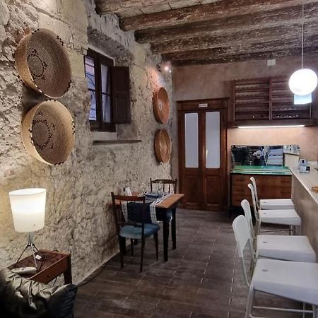 Appartamento Loft Sant' Efisio Cagliari Esterno foto